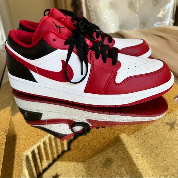 Nike Other - NEW!! 100% AUTHENTIC NIKE AIR JORDAN 1 Low